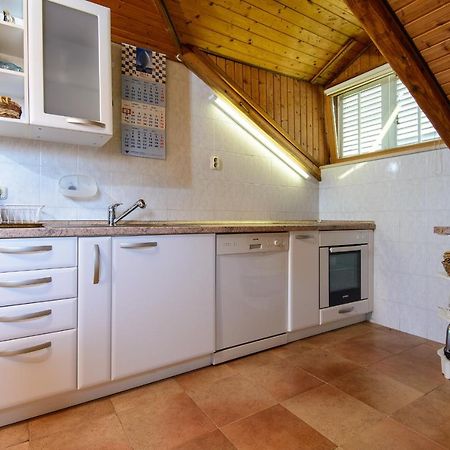 Impeccable 3-Bed Apartment In 두브로브니크 외부 사진